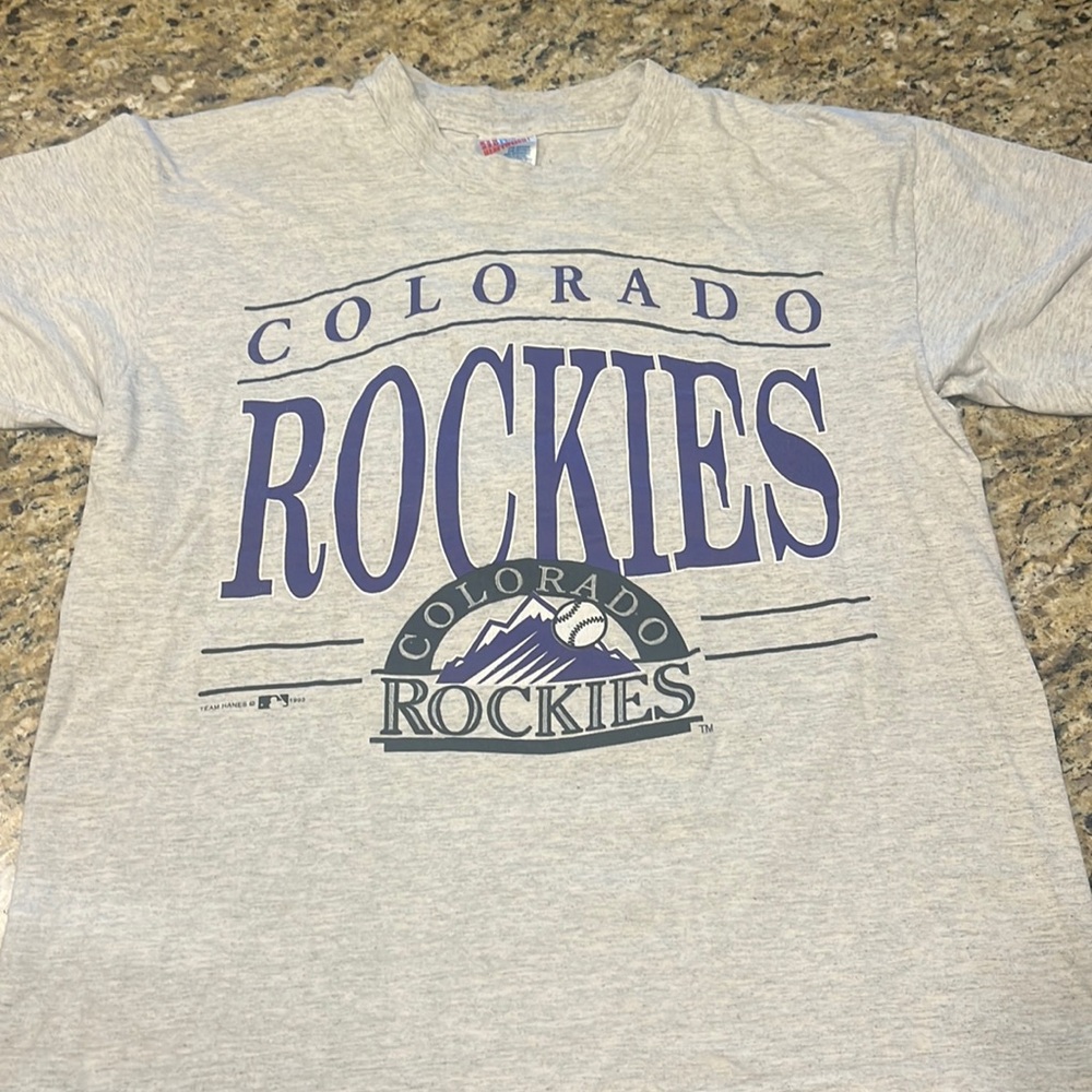 Vintage 90s Colorado Rockies t-shirt 1993